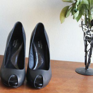 Vera Wang Peep Too Heeled Leather  Pumps Size US 71/2M